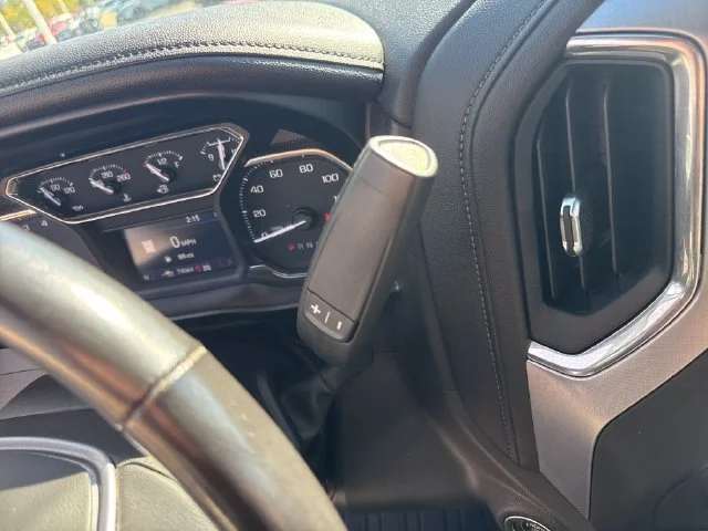 Used 2020 CARDINAL RED GMC SLT image 28