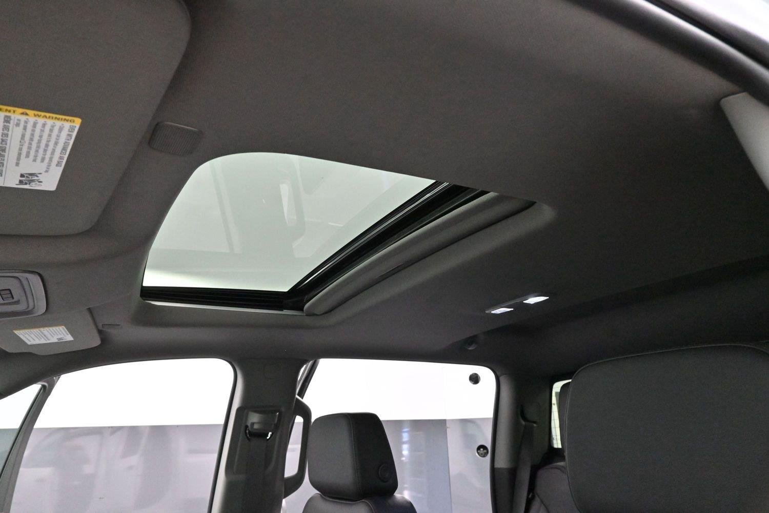 Used 2026 Summit White Chevrolet LTZ image 29