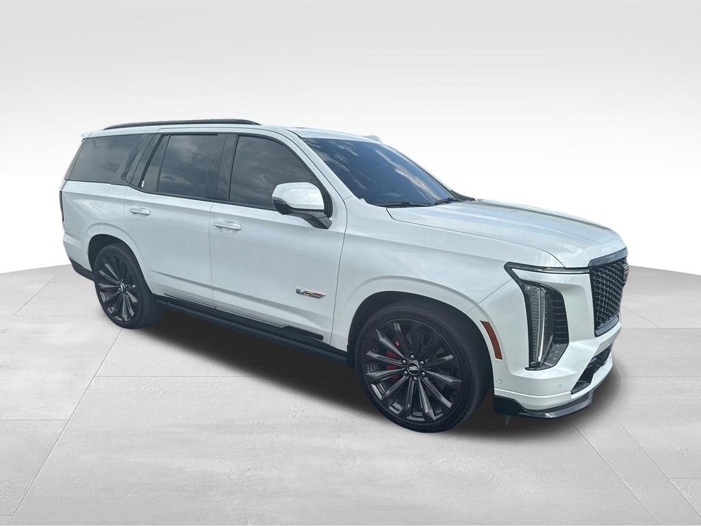 Used 2025 White Cadillac V-Series image 7