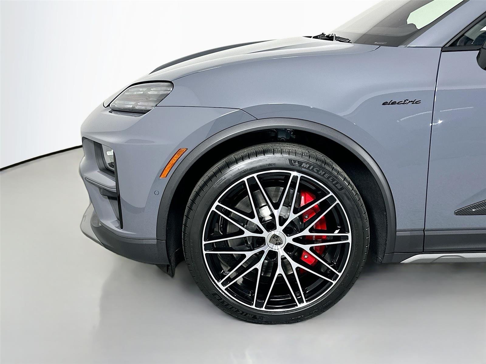 New 2025 Slate Grey Neo Porsche  image 11