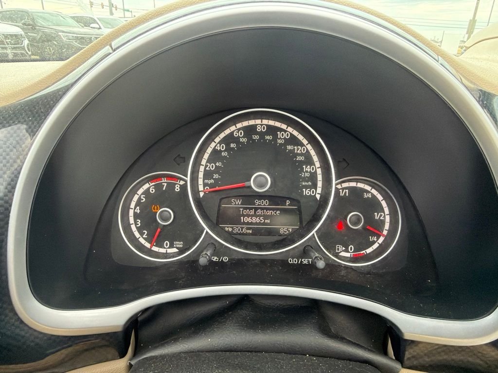 Used 2013 Tornado Red Volkswagen 2.0 TSi image 9