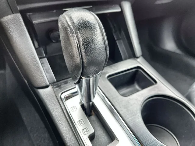 Used 2017 Gray Subaru 2.5i image 23