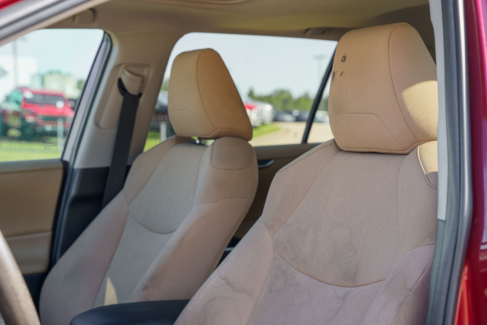 Used 2019 Red Toyota XLE image 22