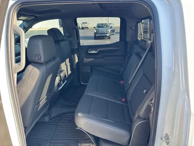2026 GMC Sierra 1500 SLT - Photo 28