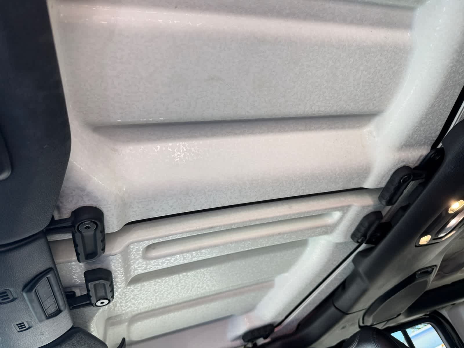 Used 2019 Black Jeep Sahara image 40