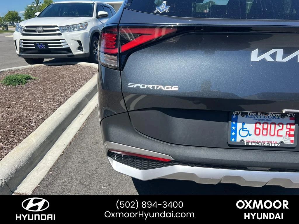Used 2024 Gravity Gray Kia LX image 13