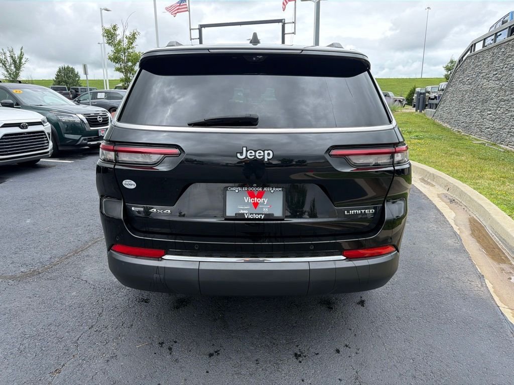 Used 2022 Black Jeep Limited image 6