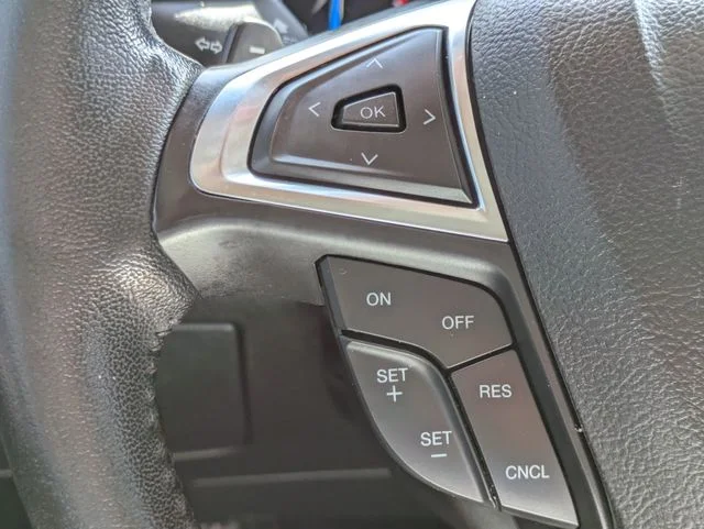 Used 2016 Magnetic Metallic Ford SEL image 23