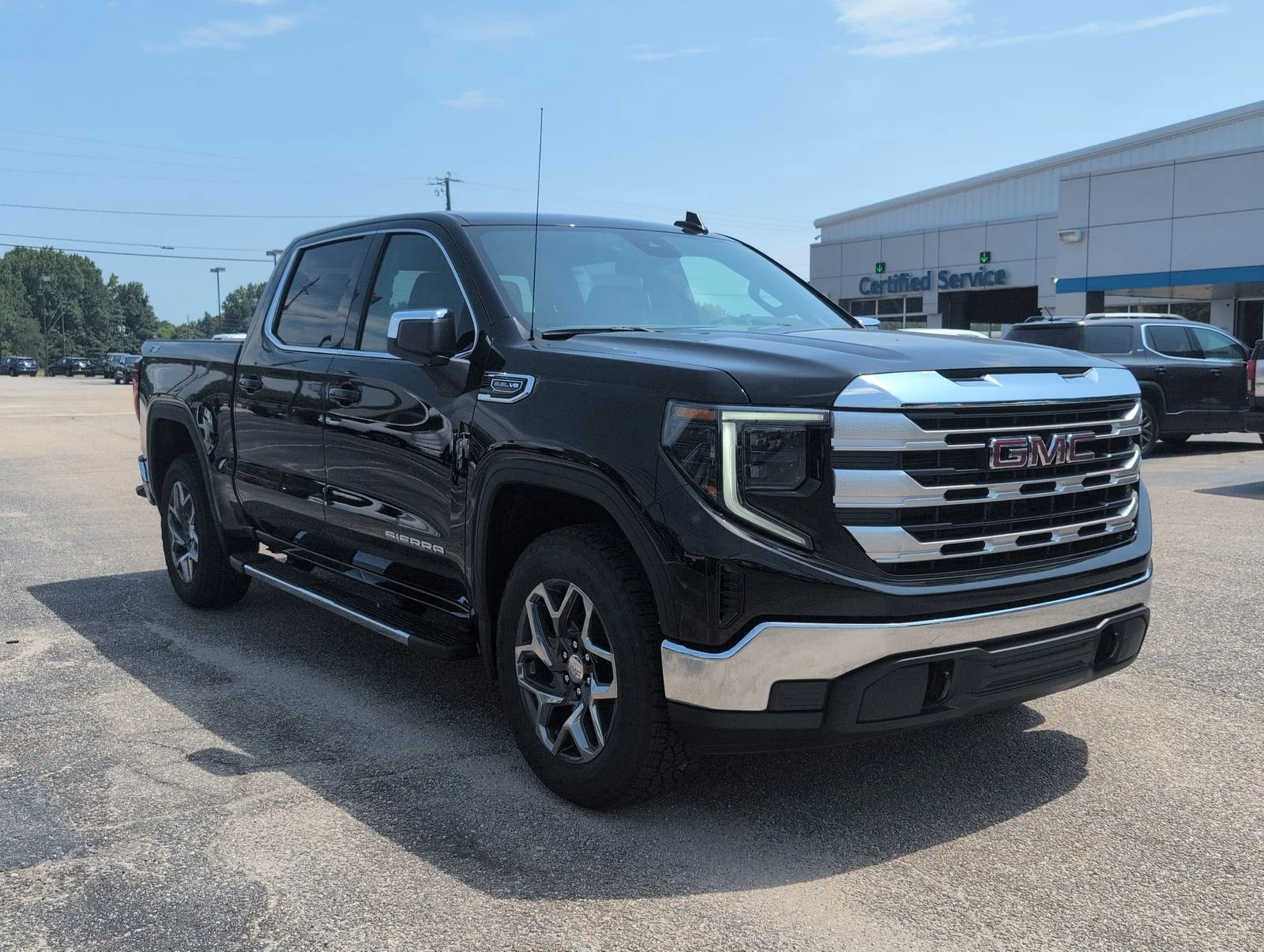 2025 GMC Sierra 1500 SLE - Photo 7