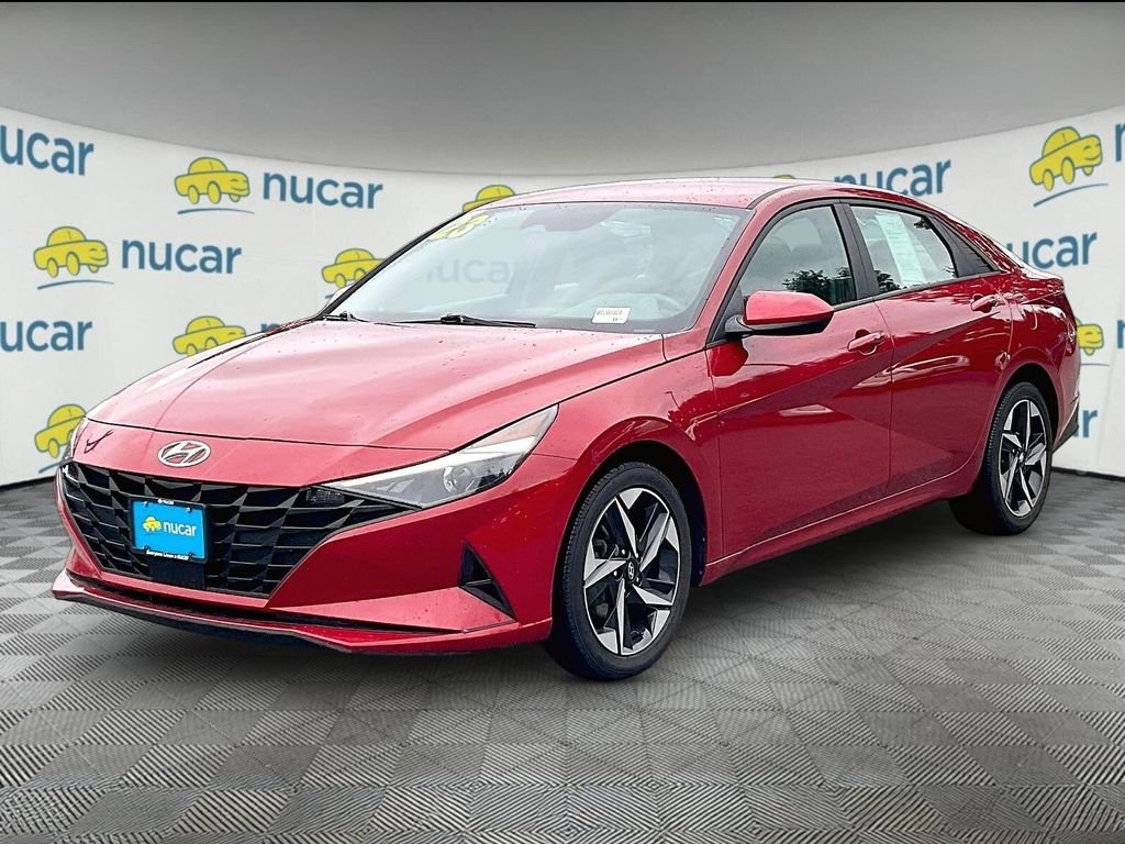 Used 2023 Scarlet Red Pearl Hyundai SEL image 3