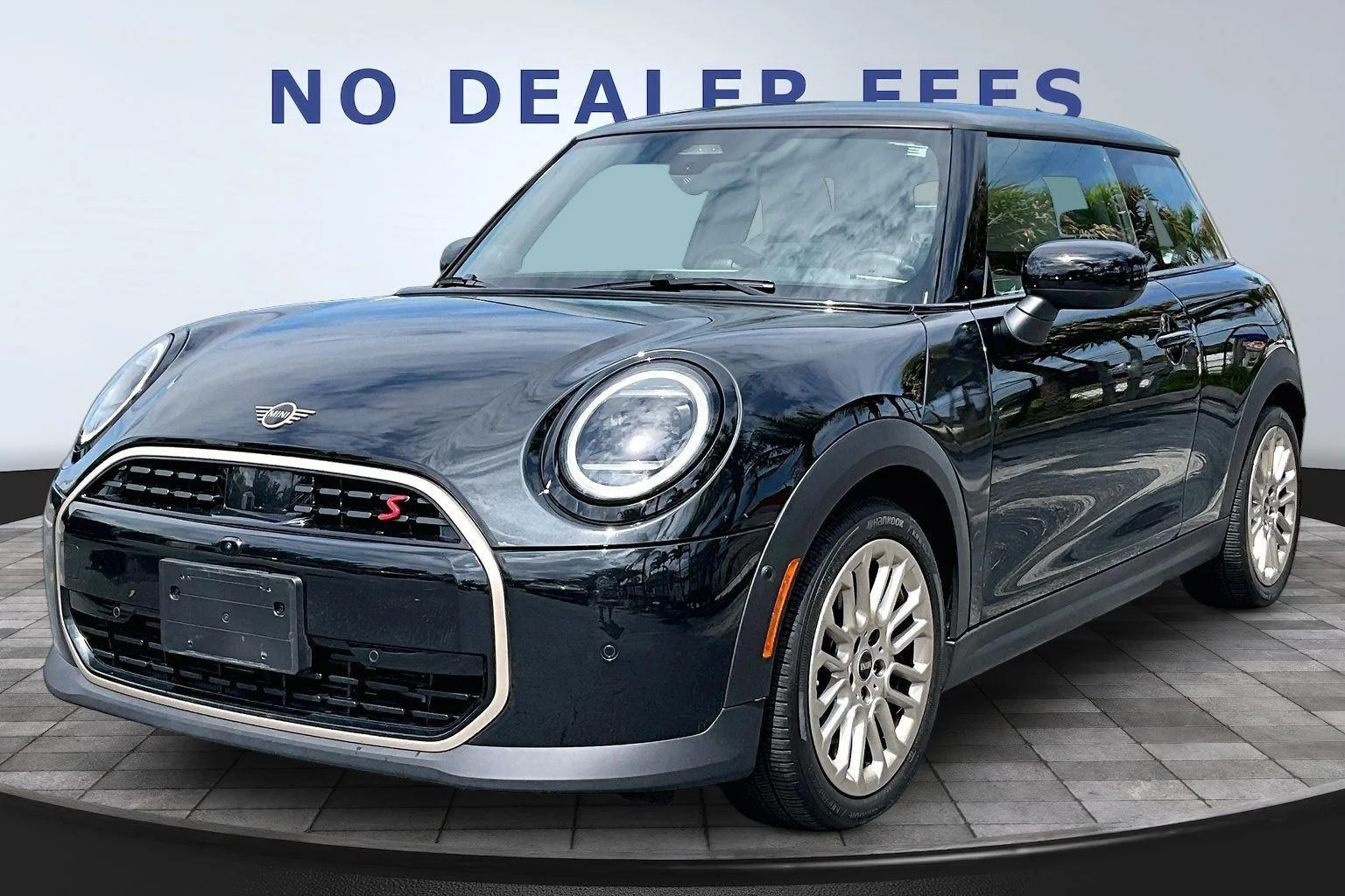 2025 MINI Hardtop Cooper S's photo