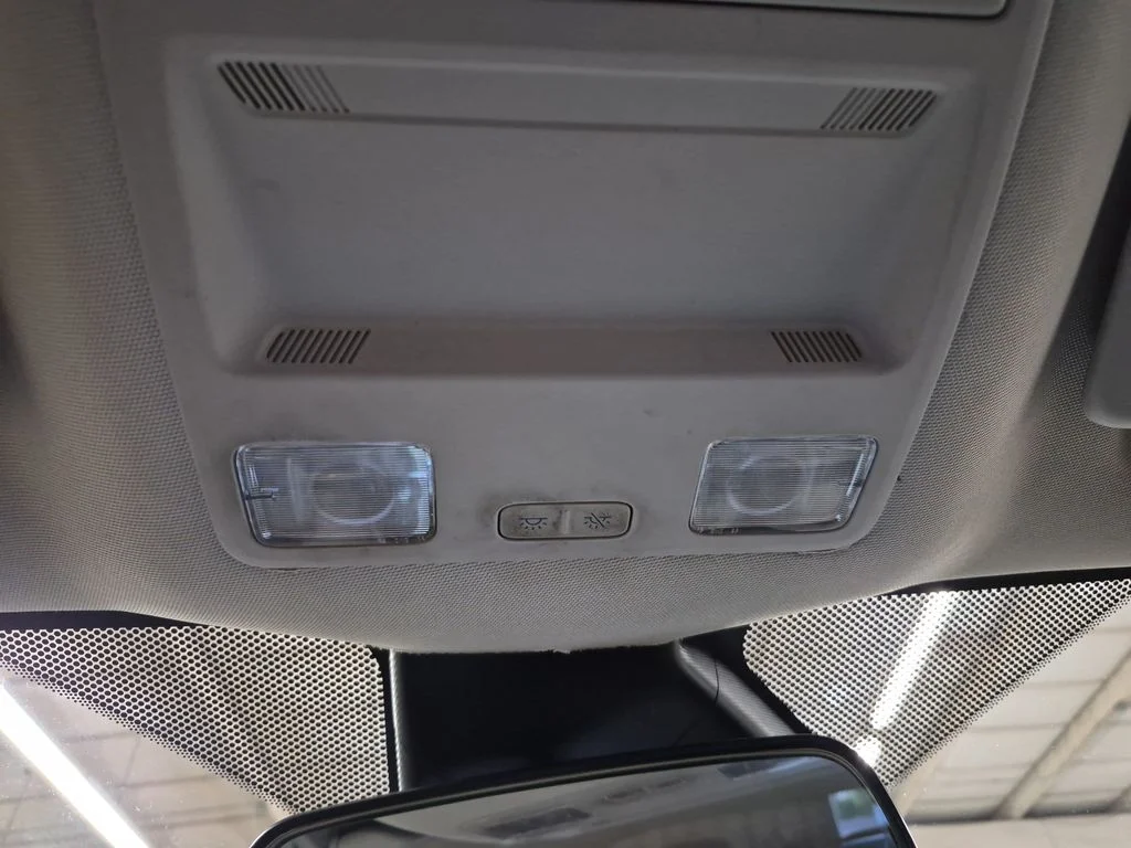 Used 2021 Oxford White Ford XLT image 37
