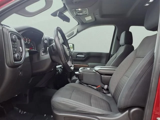 Used 2019 CAJUN RED TINTCOAT Chevrolet LT image 21