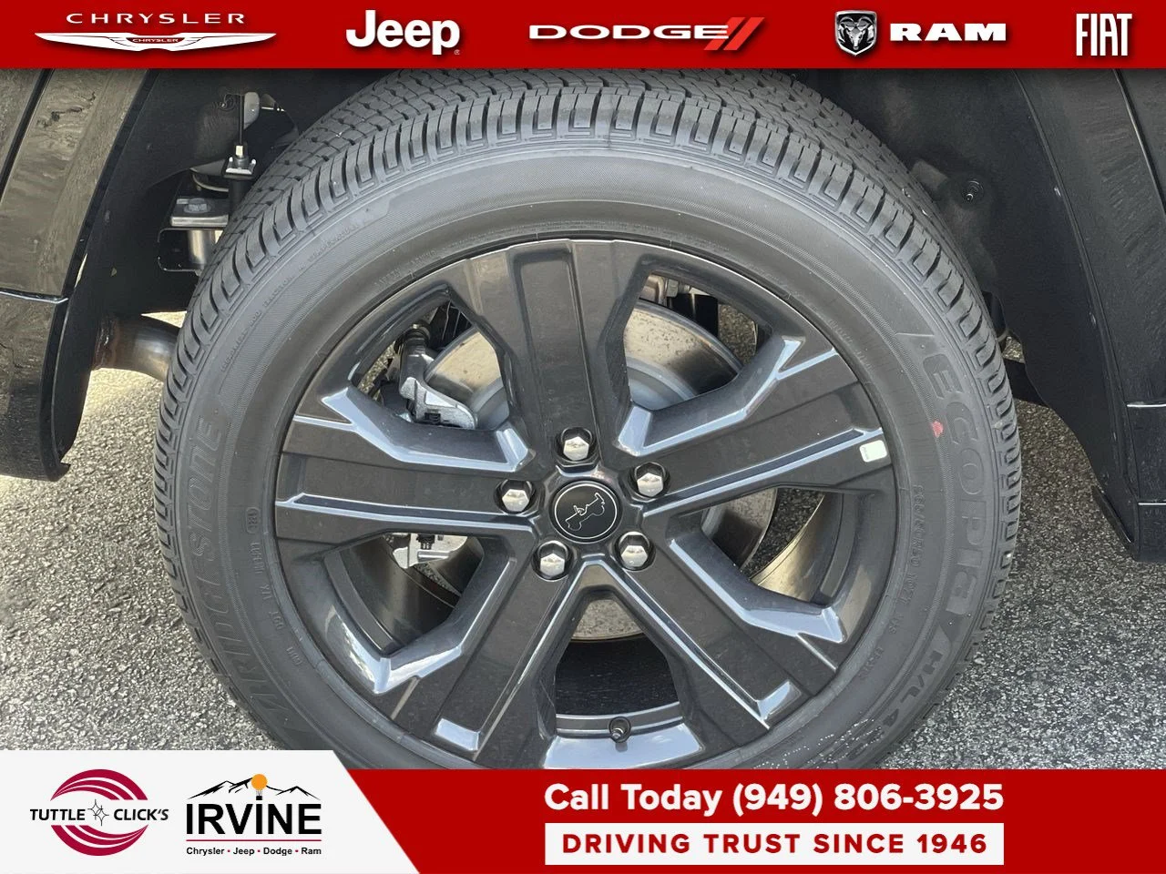 New 2027 High-Gloss Black Paint Jeep Limited Reserve image 17