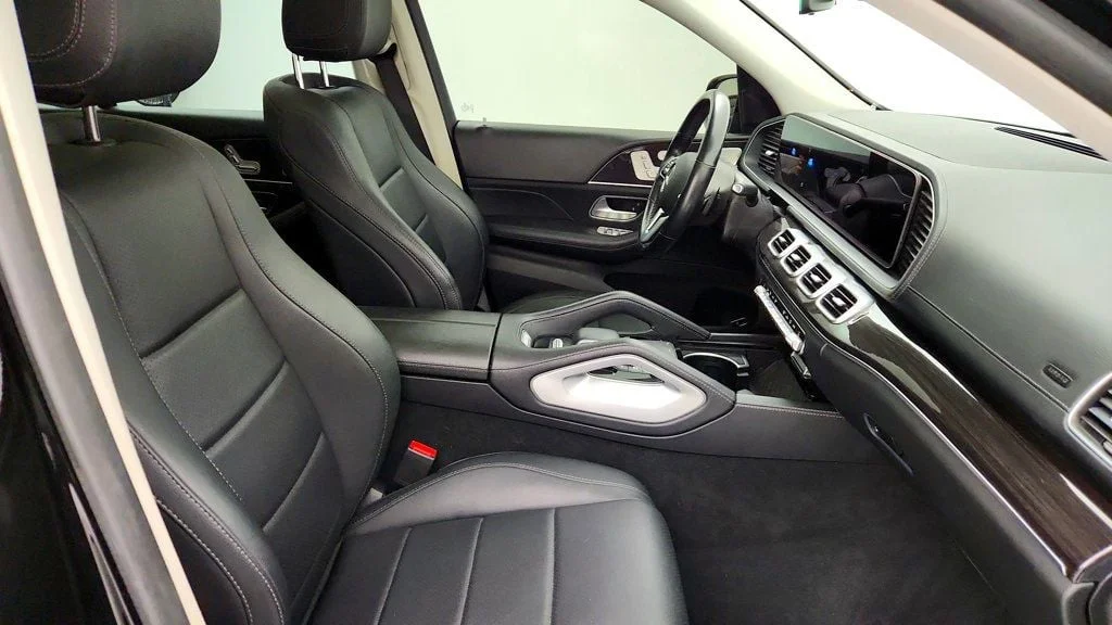 Used 2023 Black Mercedes-Benz GLS 450 4MATIC® SUV image 25
