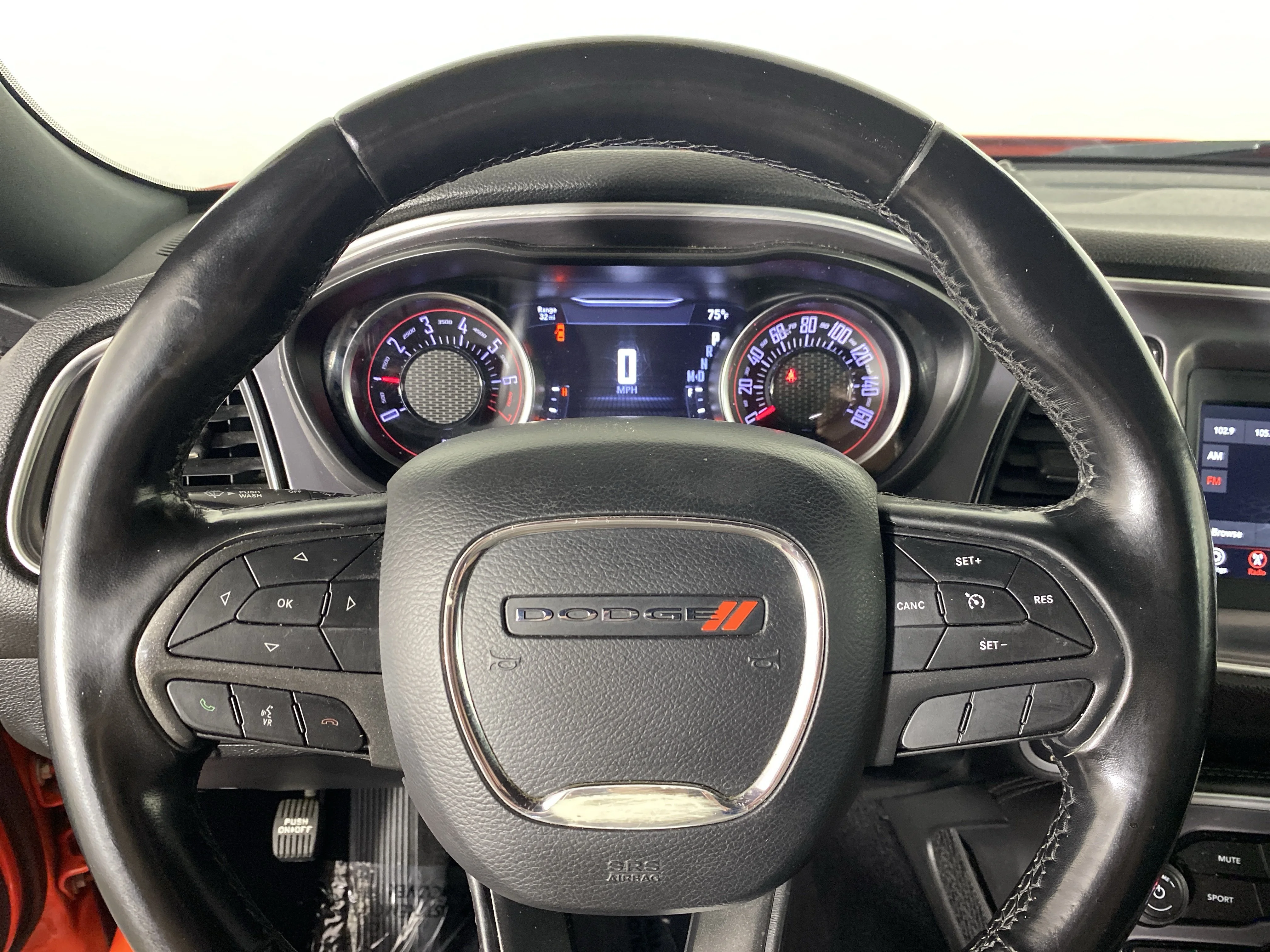 Used 2019 Go Mango Dodge SXT image 17