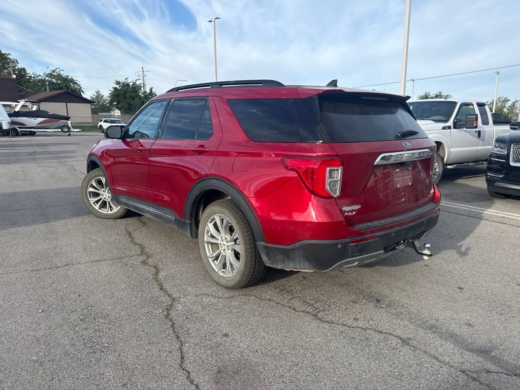 Used 2023 Red Metallic Ford XLT image 12