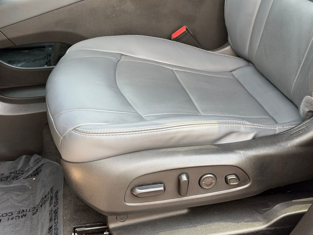 Used 2020 White Buick Premium Group image 26