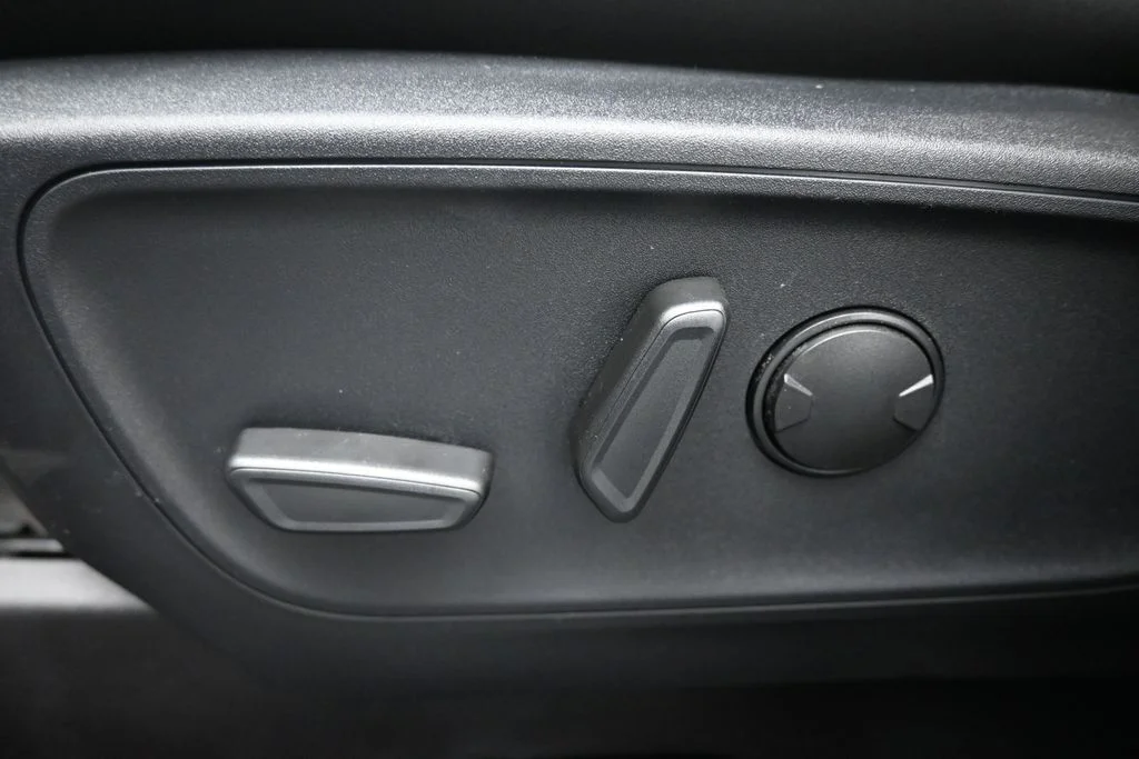 New 2026 Carbonized Gray Metallic Ford Big Bend image 21