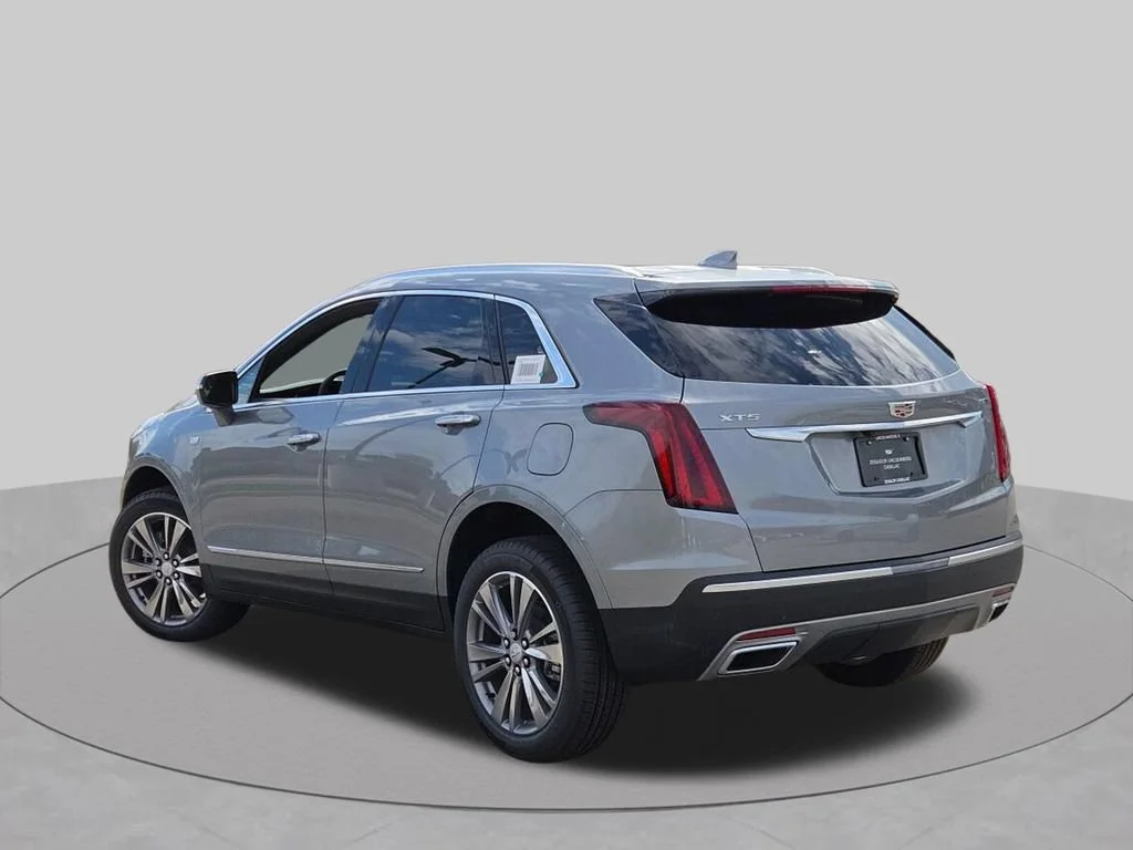 New 2025 Argent Silver Metallic Cadillac Premium Luxury image 15