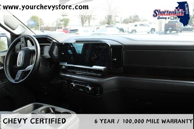 Used 2025 Black GMC SLT image 18