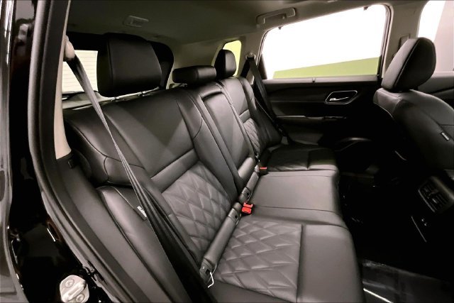 New 2026 Super Black Nissan Platinum image 35