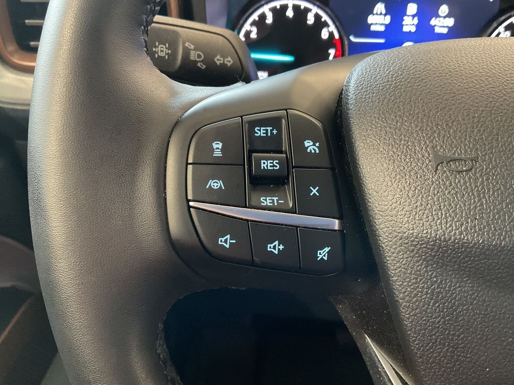 Used 2024 Beige Ford Lariat image 20