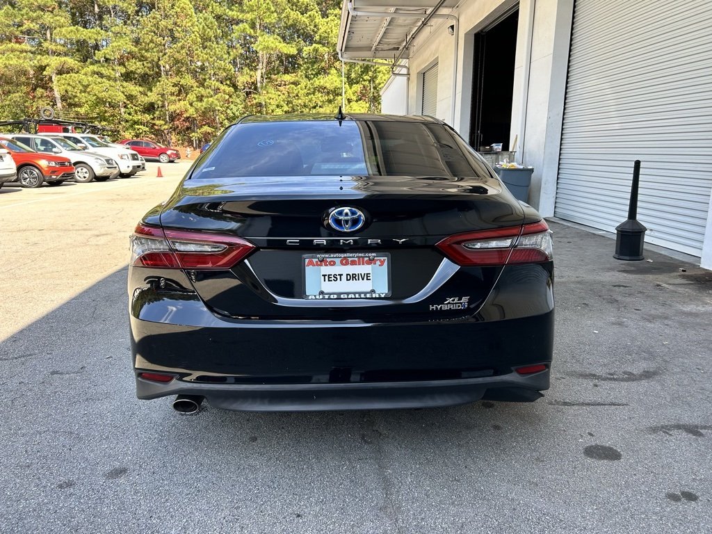 2021 Toyota Camry Hybrid XLE photo 3