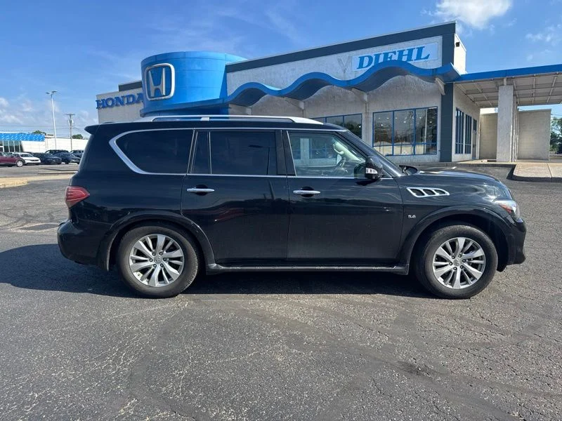 Used 2017 Black INFINITI Base image 7