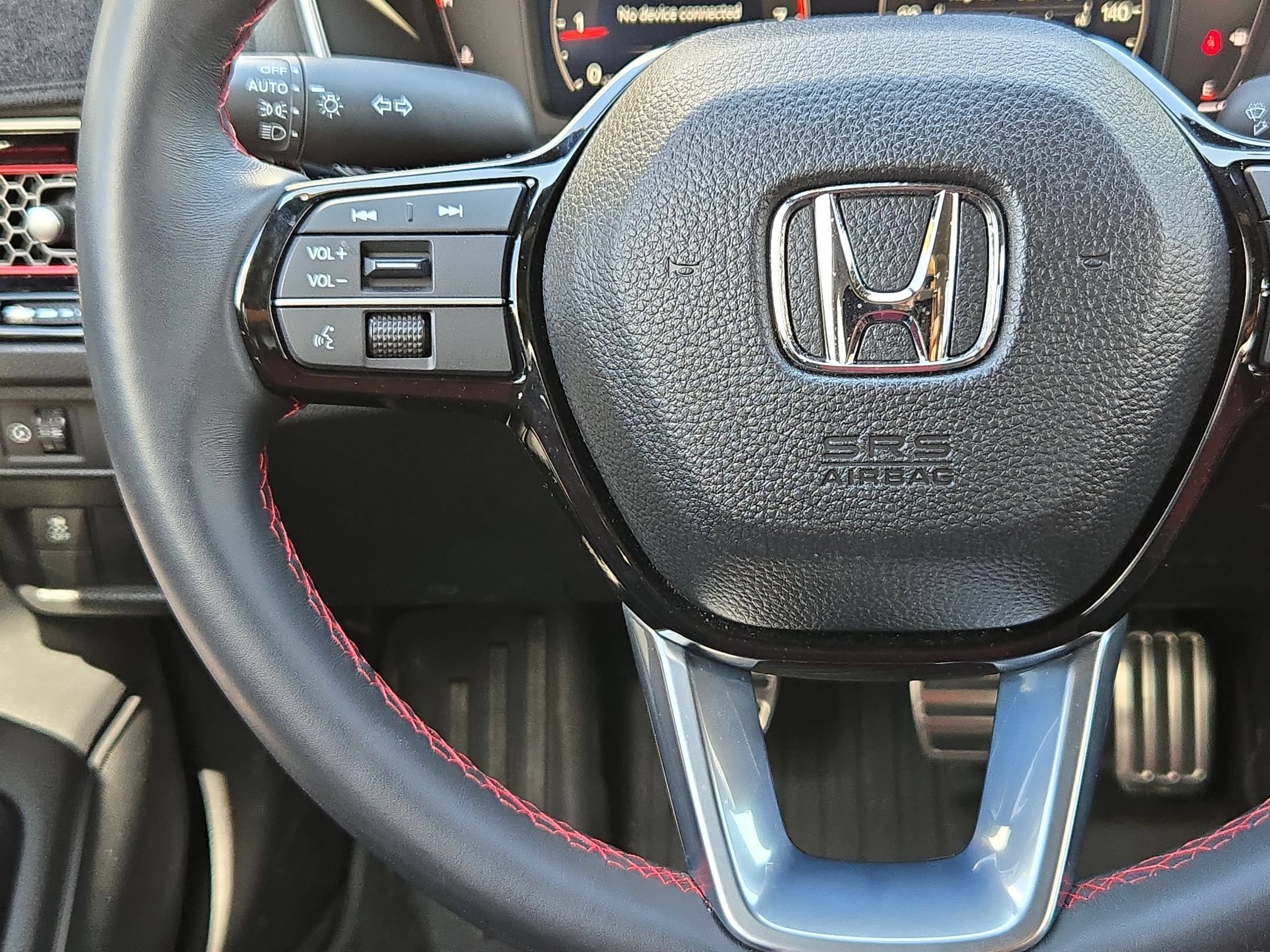 Used 2026 Platinum White Pearl Honda FWD image 21