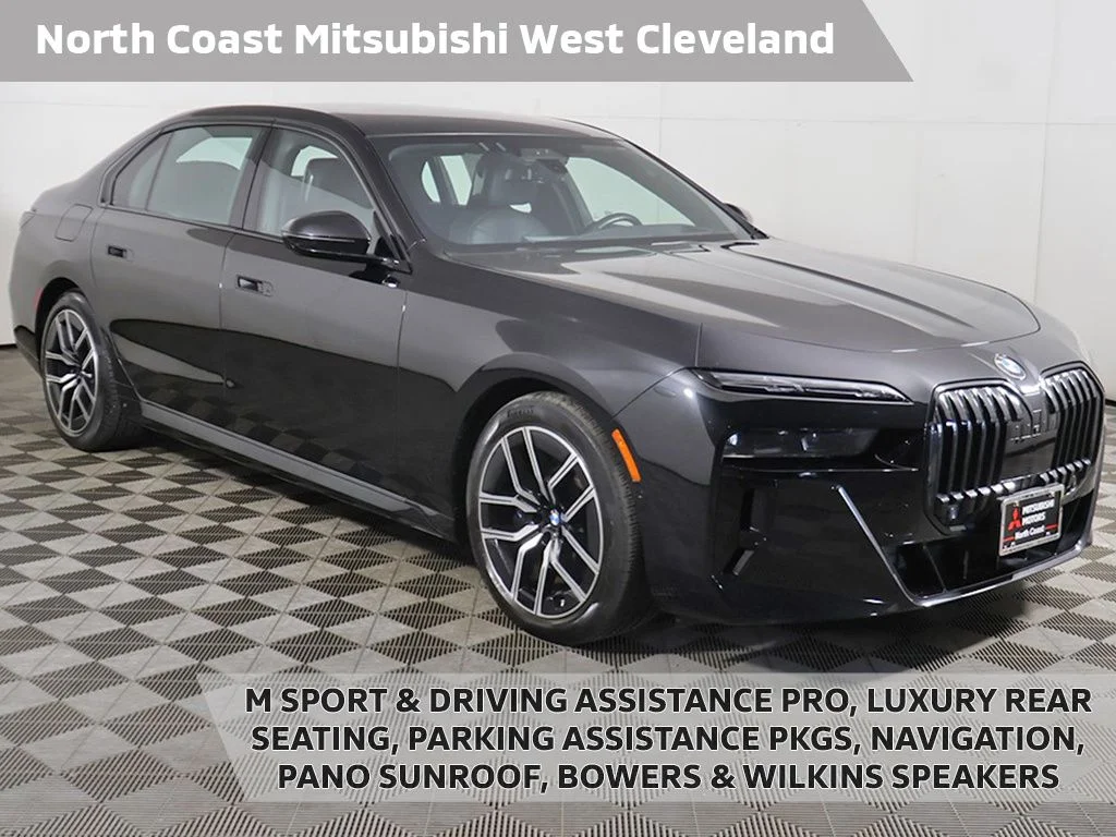 2023 BMW 7 Series 760i xDrive's photo