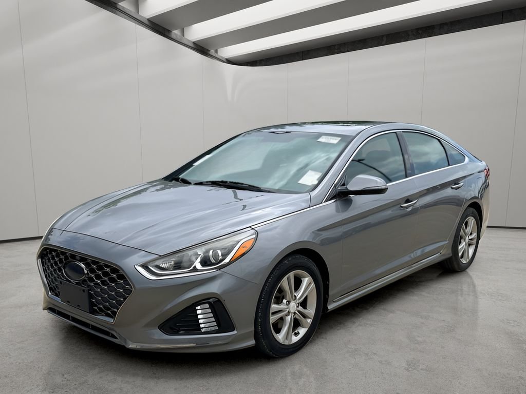 Used 2018 Hyundai Sonata Sport with VIN 5NPE34AF3JH683744 for sale in Brookshire, TX