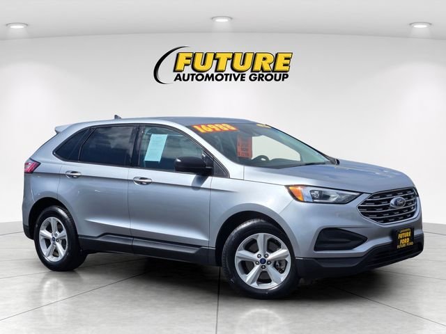Used 2020 Silver Ford SE image 1