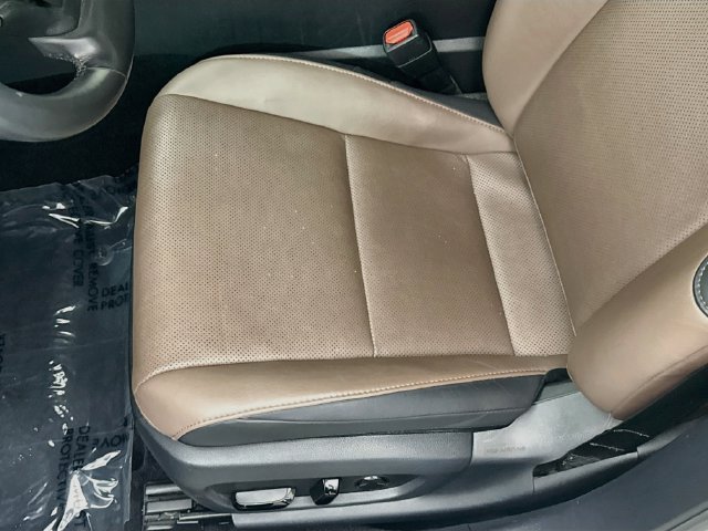 Used 2022 Iridium Lexus 300h image 20