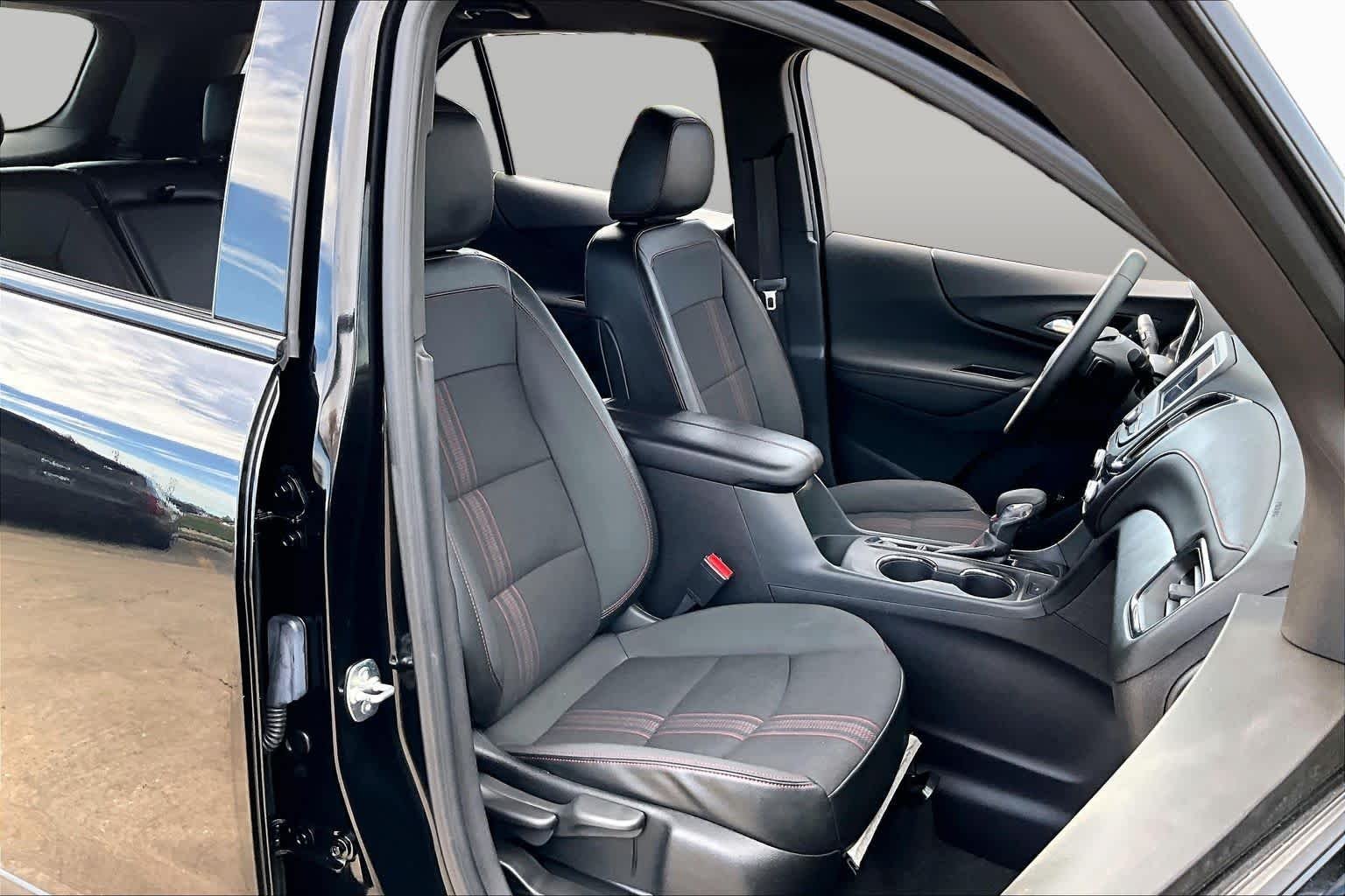 Used 2024 Mosaic Black Metallic Chevrolet RS image 9