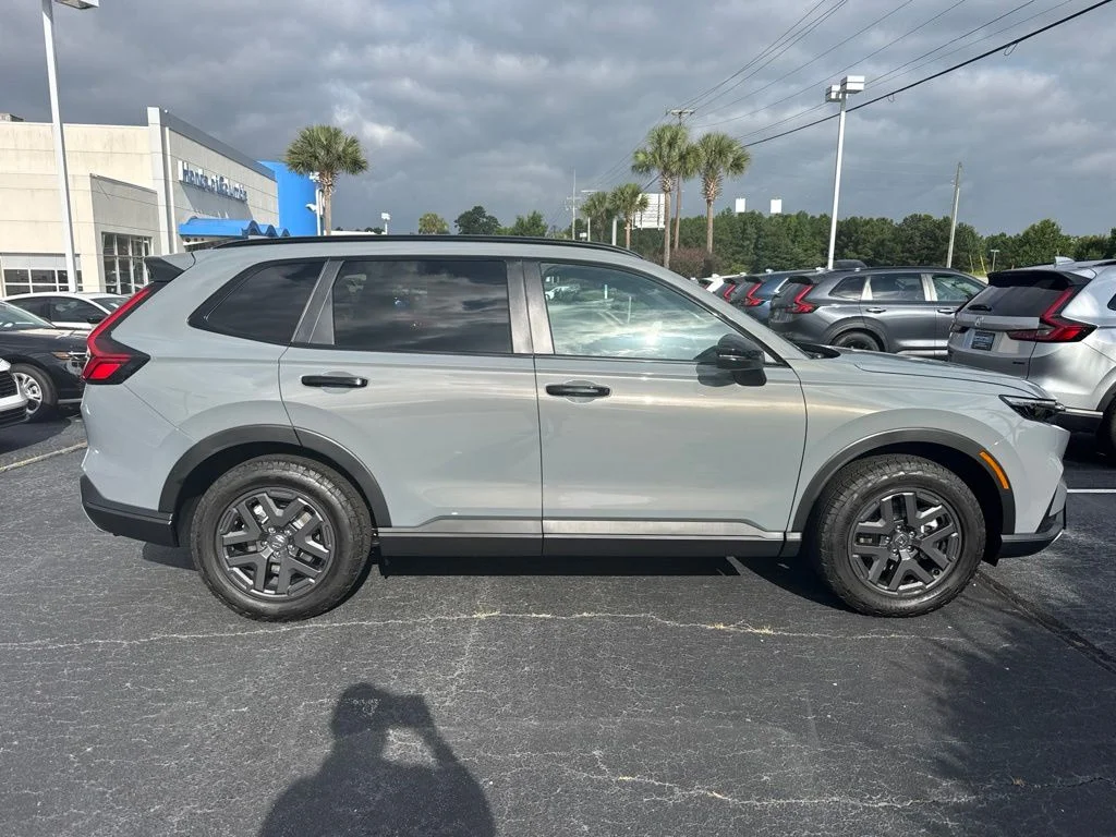 New 2026 Urban Gray Pearl Honda TrailSport image 2