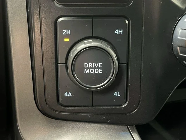 Used 2024 White Ford LARIAT image 21