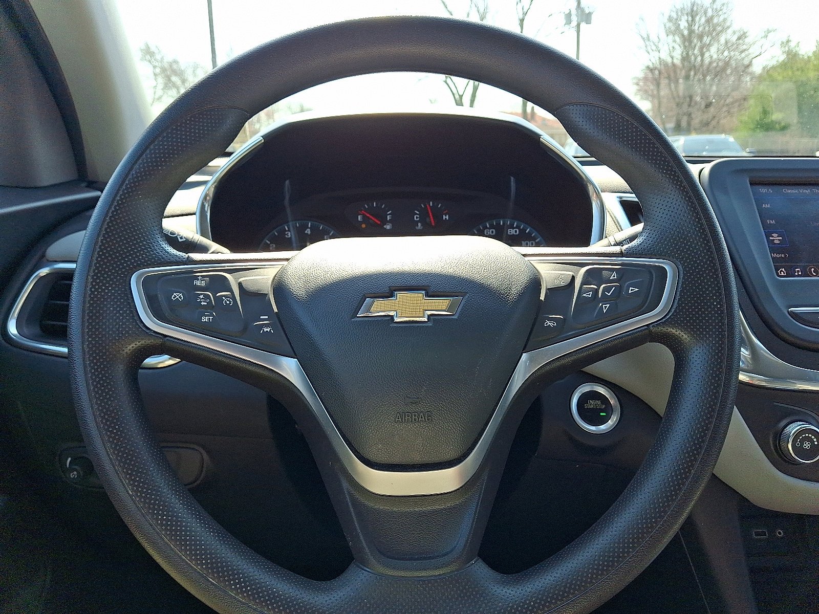 2023 Chevrolet Equinox LS - Photo 23