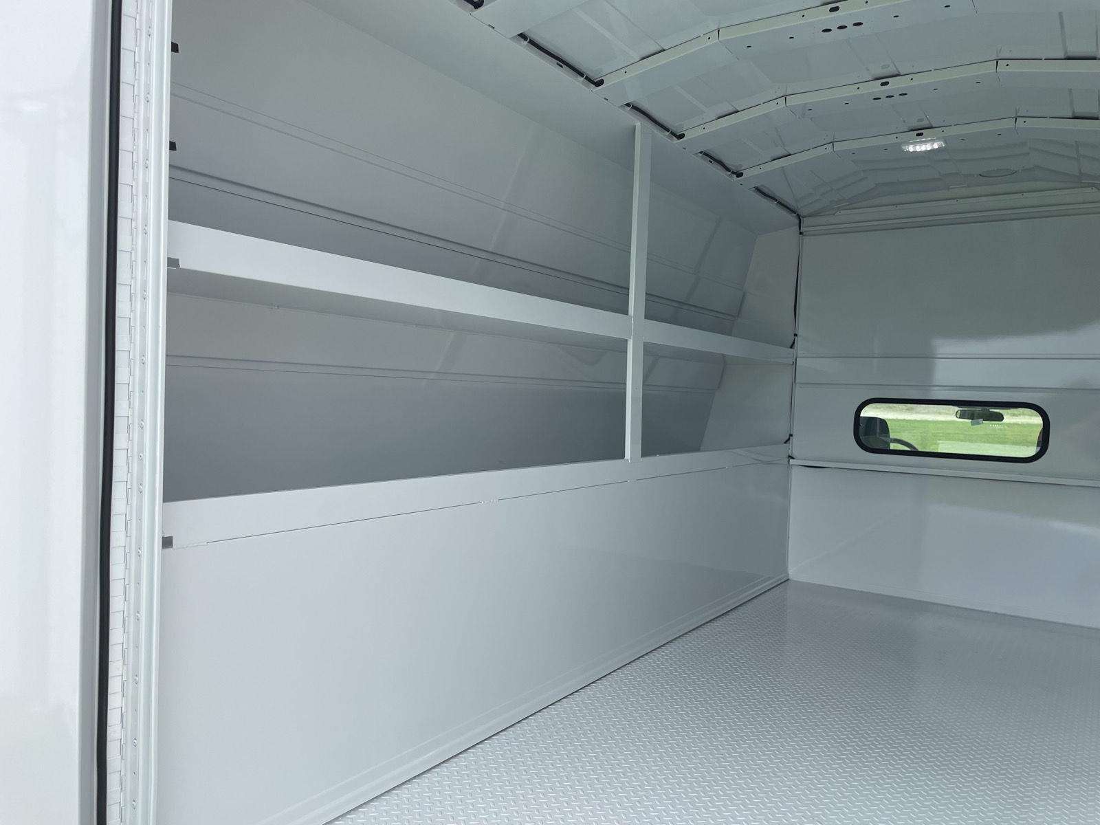 New 2026 Oxford White Ford F-450® XL image 7