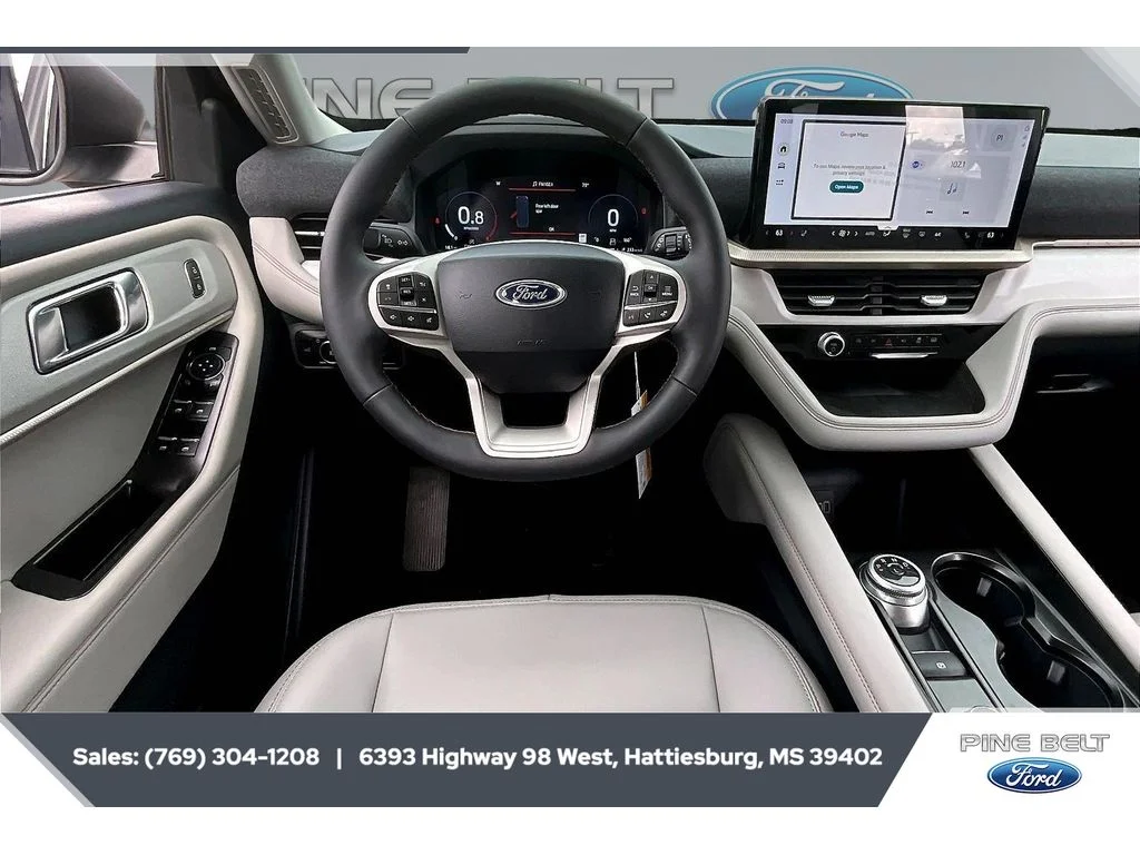 New 2026 Space White Metallic Ford Active image 5