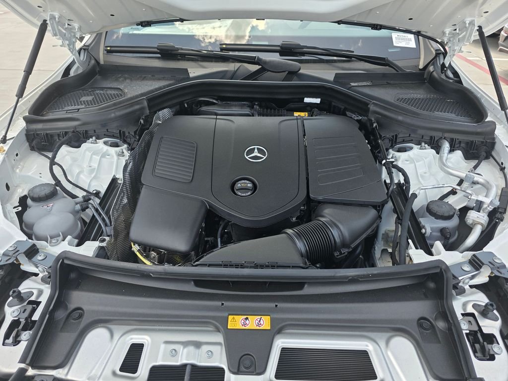 New 2026 Polar White Mercedes-Benz GLC 300 image 29