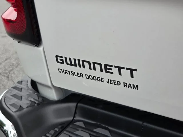 New 2026 Bright White Clear-Coat Exterior Paint RAM Tradesman image 28