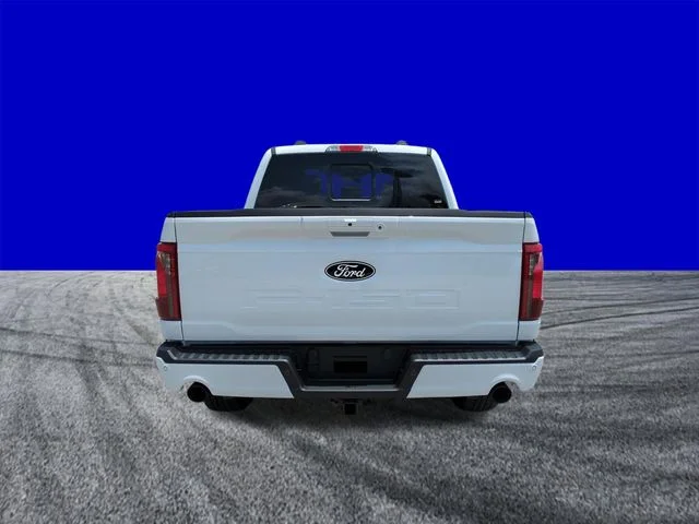 New 2026 Oxford White Ford XLT image 5