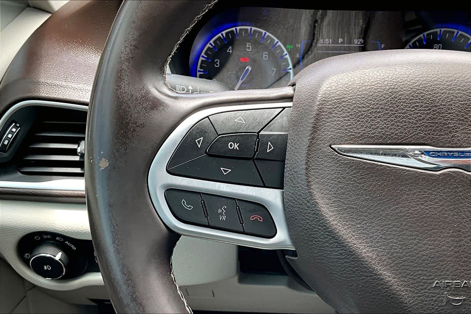 Used 2017 Dark Cordovan Pearlcoat Chrysler Touring-L image 24
