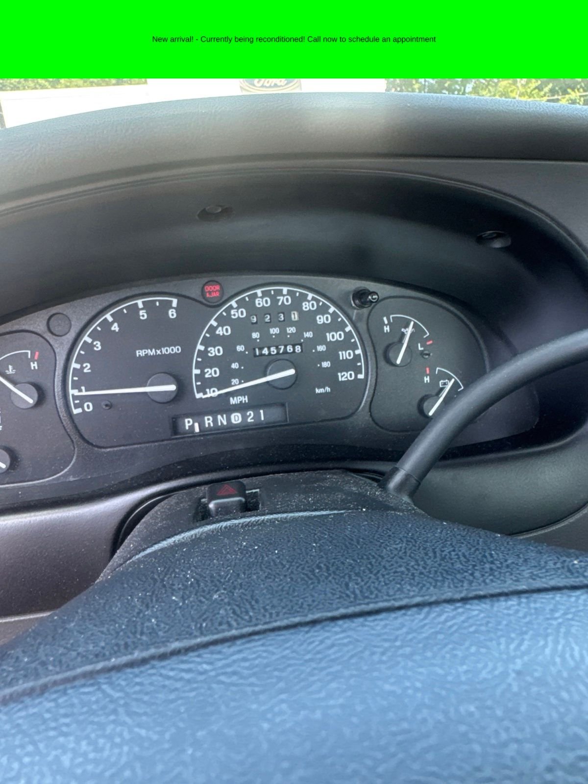 Used 2001  Ford Edge image 3
