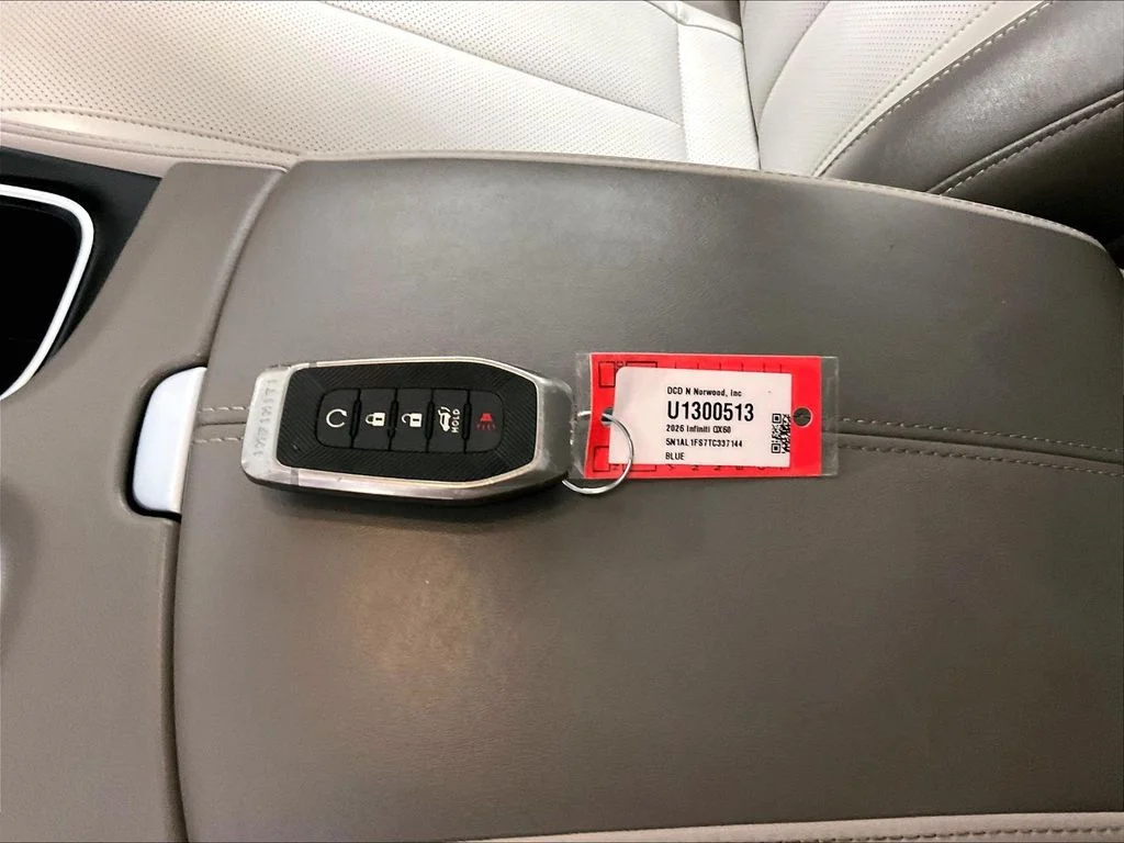 Used 2026 Blue INFINITI LUXE image 32