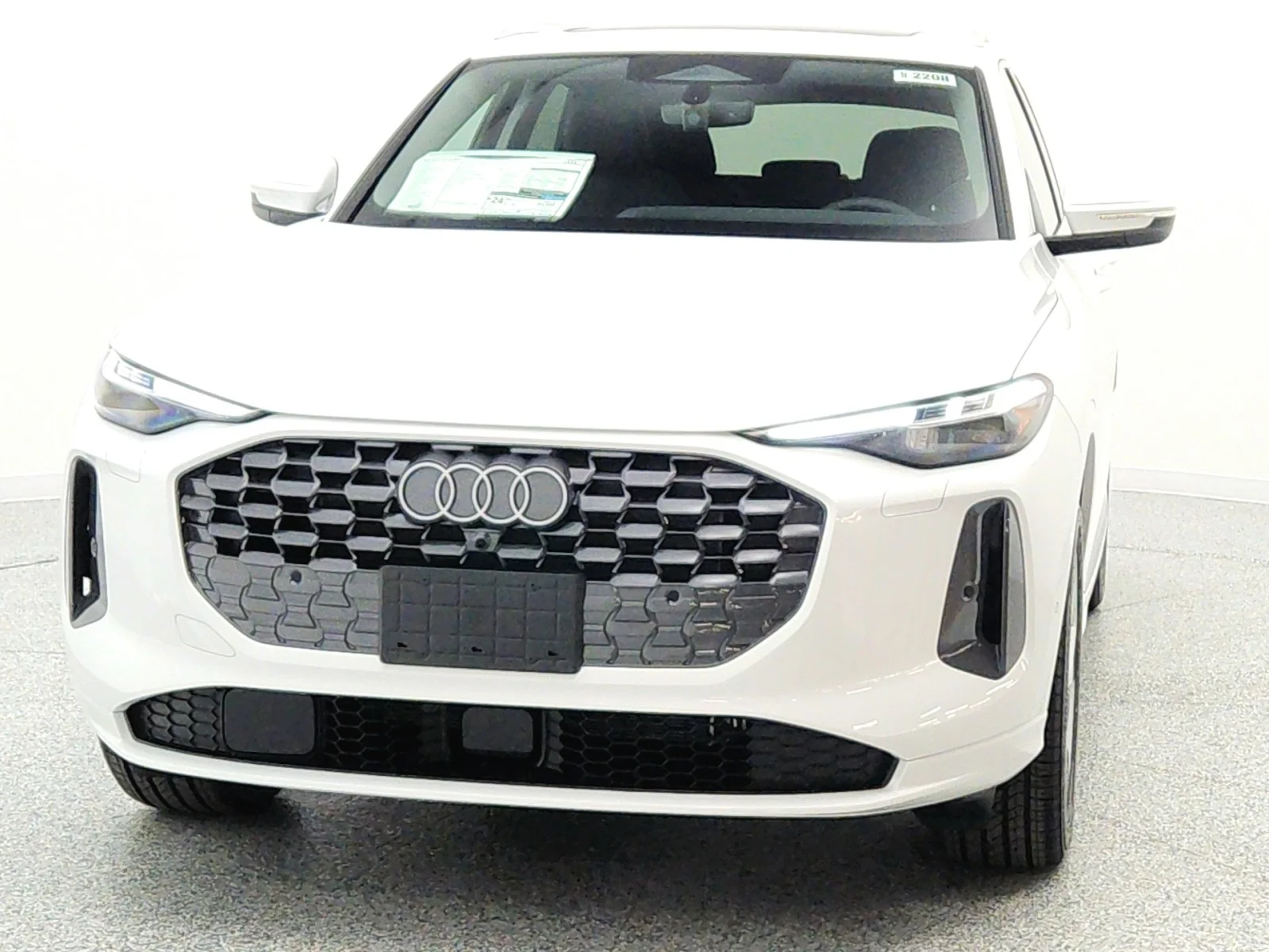 New 2026 Arkona White Audi Premium Plus 2.0 TFSI quattro image 2