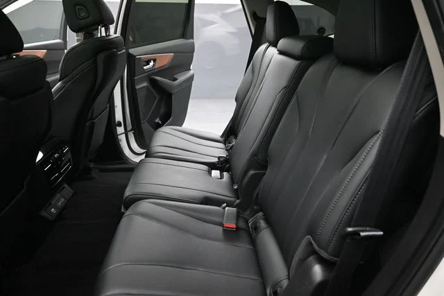 Used 2022  Acura 3.5L image 19