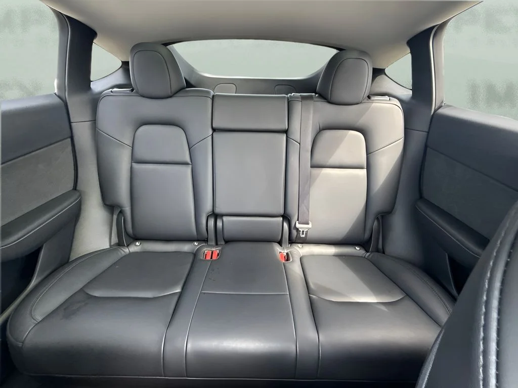 Used 2022 Black Tesla Performance image 7