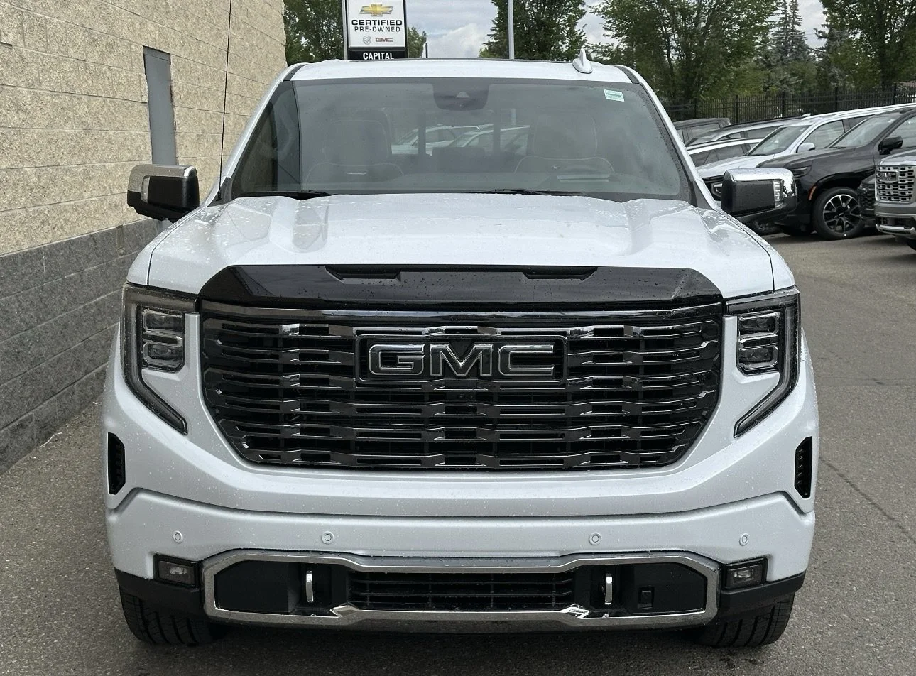 New 2026 Glacier White Tricoat GMC Denali Ultimate image 2